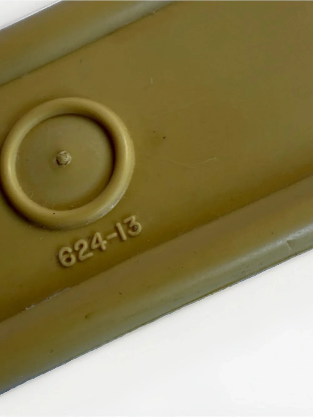 VTG Tupperware Harvest Gold 22.5” Carrier Handle 624-13 Bowl Cake Taker Strap